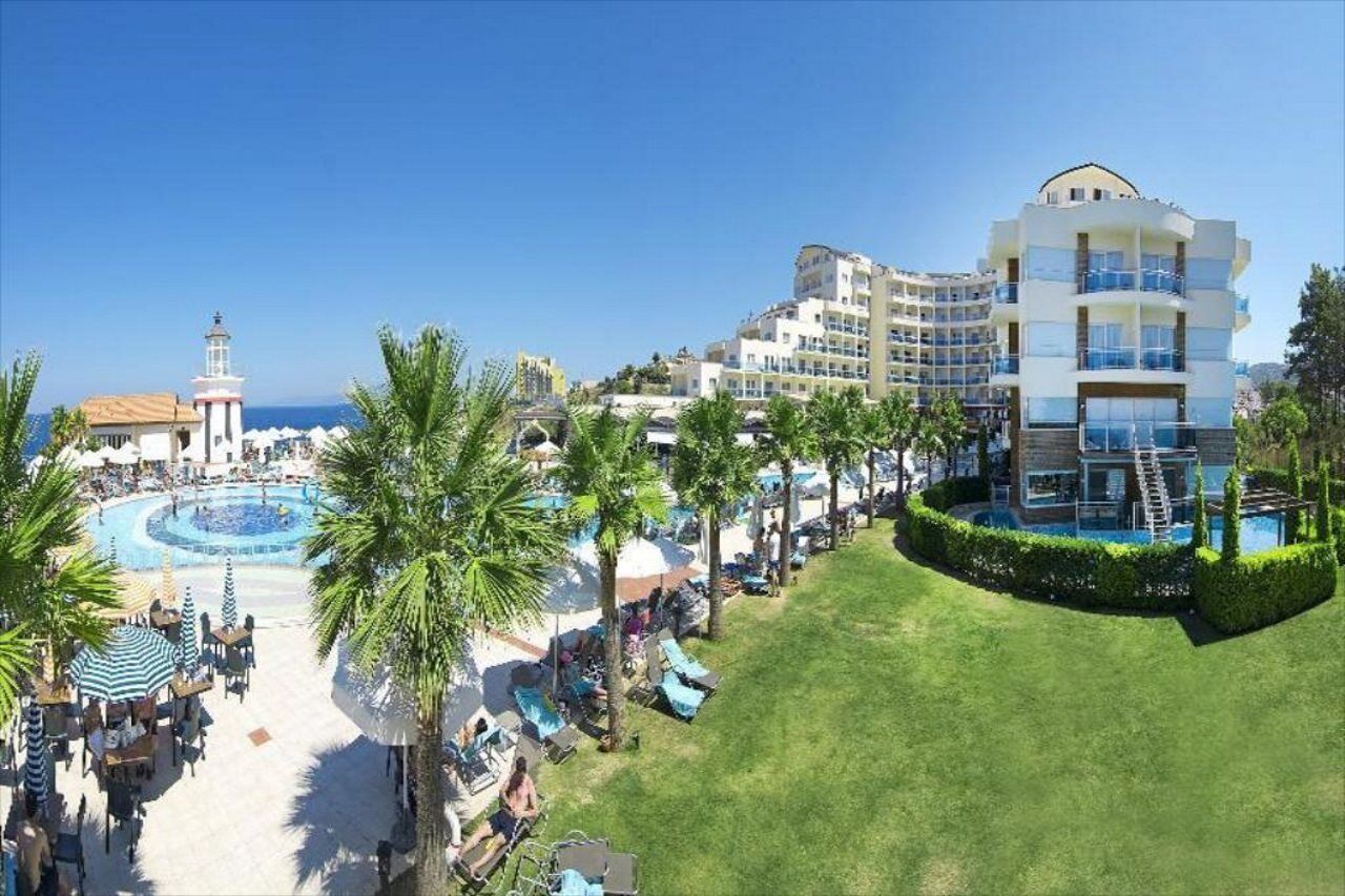 Sealight Resort Hotel Kusadasi Luaran gambar